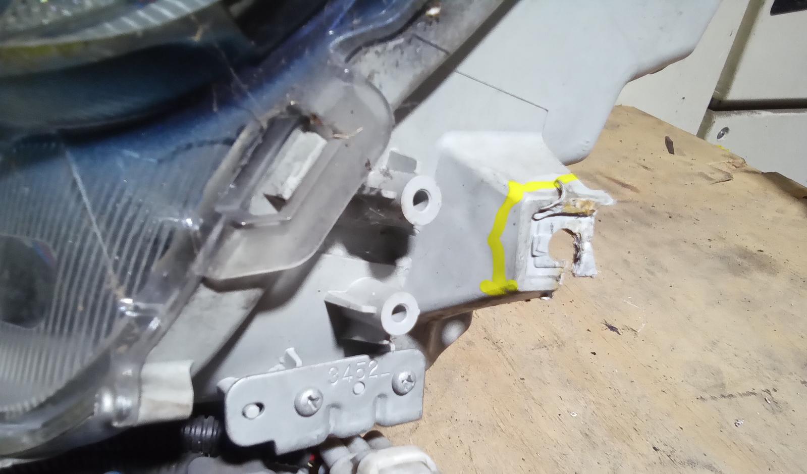 View Auto part Left Headlamp Toyota Crown 2008