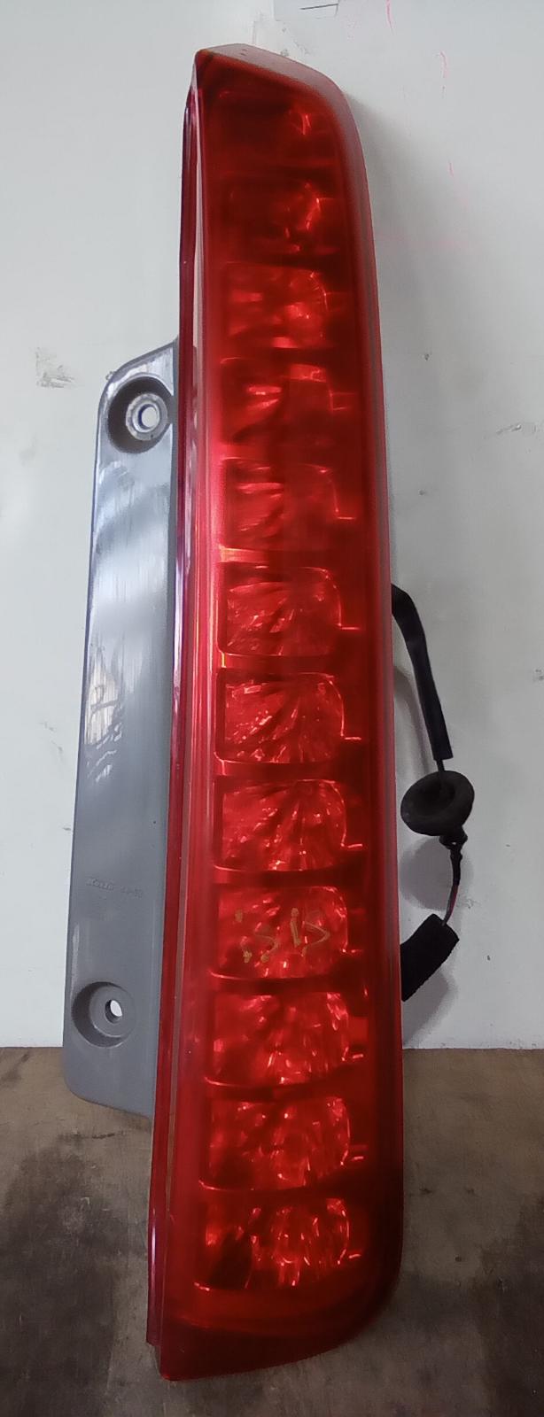View Auto part Right Taillight Toyota Isis (nz Only) 2006
