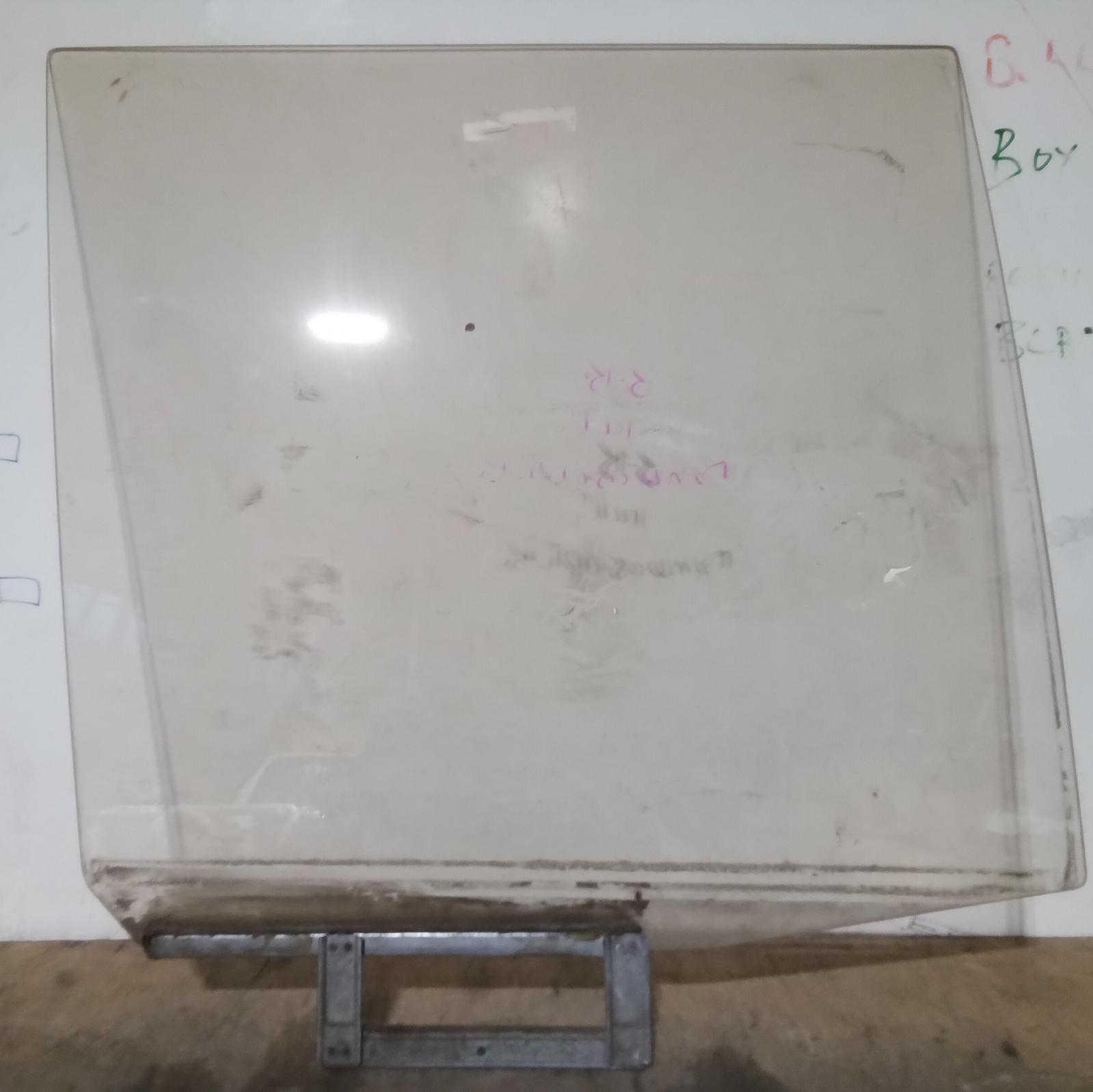 1996 Toyota Landcruiser Right Rear Door Window View Auto part Right Rear Door Window Toyota Landcruiser 1996