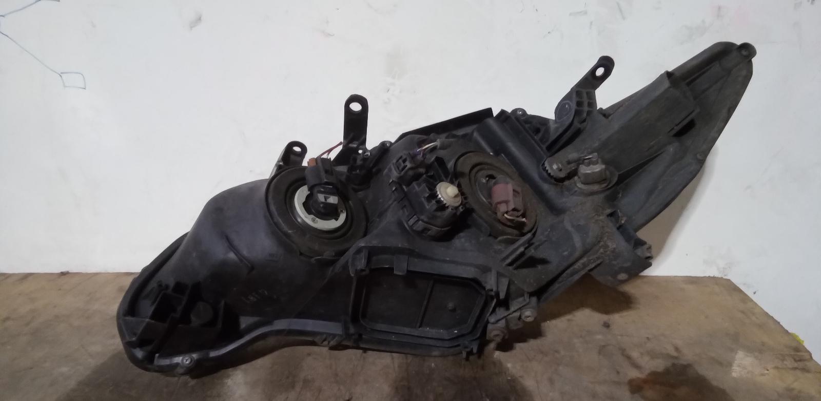2010 Toyota Corolla Right Headlamp View Auto part Right Headlamp Toyota Corolla 2010