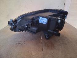View Auto part Right Headlamp Volkswagen Up 2013