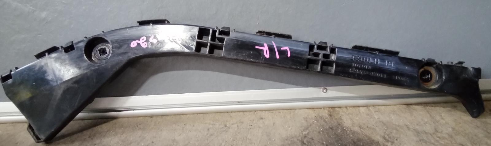2007 Toyota Prius R/Bar Bracket/Reinfo View Auto part R/Bar Bracket/Reinfo Toyota Prius 2007