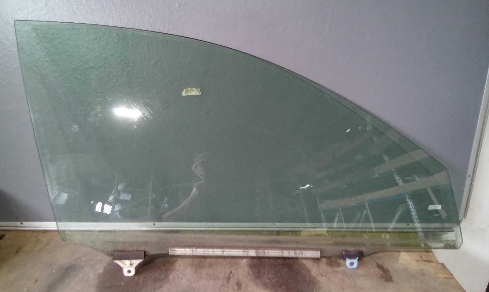 View Auto part Right Front Door Window Toyota Markx 2007