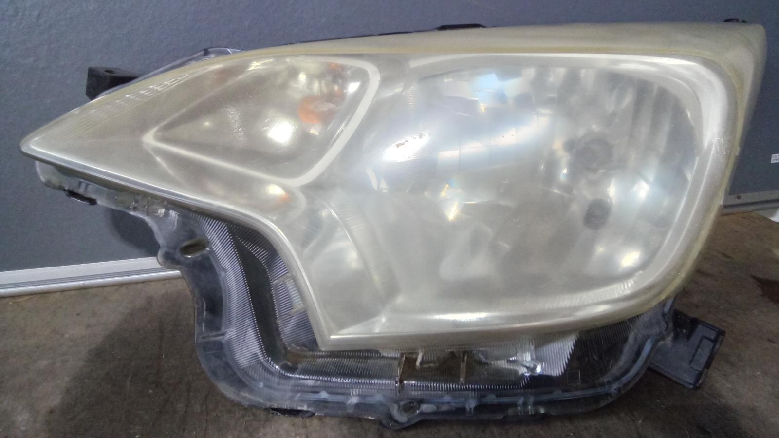2010 Toyota Ractis Left Headlamp View Auto part Left Headlamp Toyota Ractis 2010