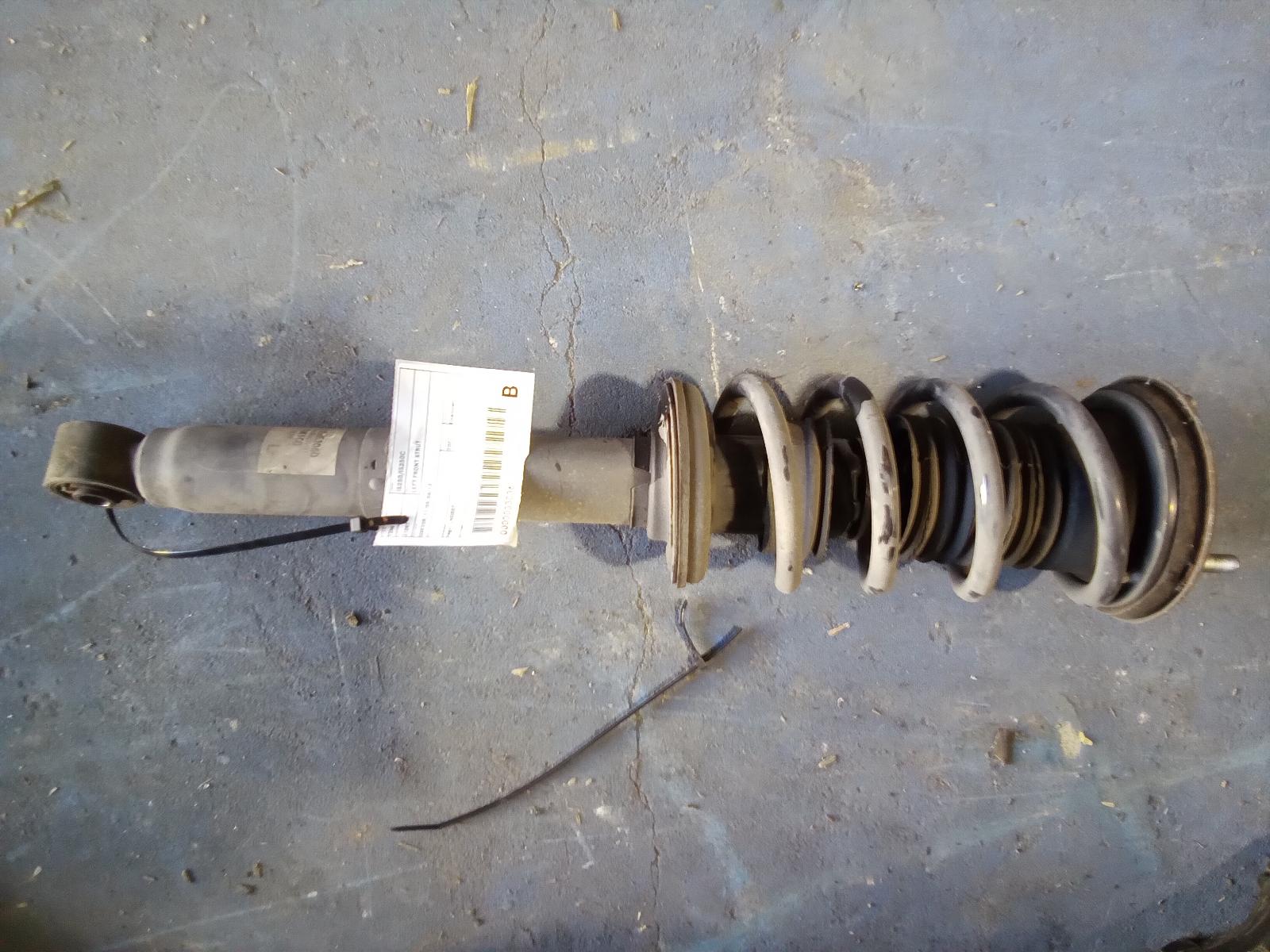 2007 Lexus Is250/is250c Left Front Strut View Auto part Left Front Strut Lexus Is250/is250c 2007