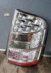 View Auto part Right Taillight Toyota Prius 2003
