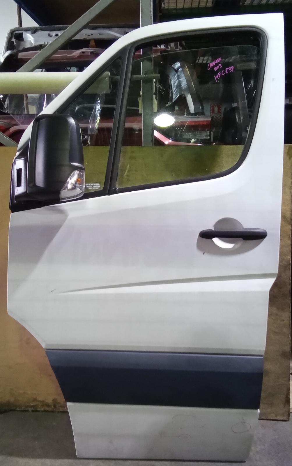 2013 Volkswagen Crafter Left Front Door View Auto part Left Front Door Volkswagen Crafter 2013