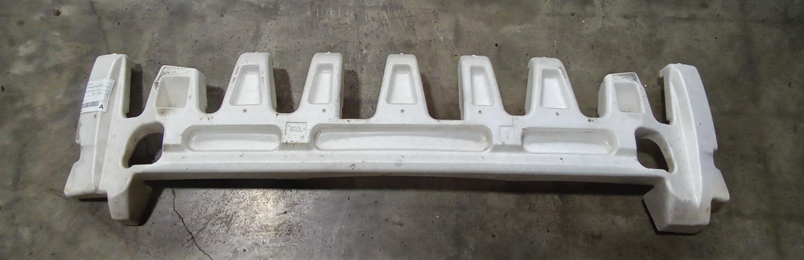 View Auto part R/Bar Bracket/Reinfo Toyota Kluger 2013