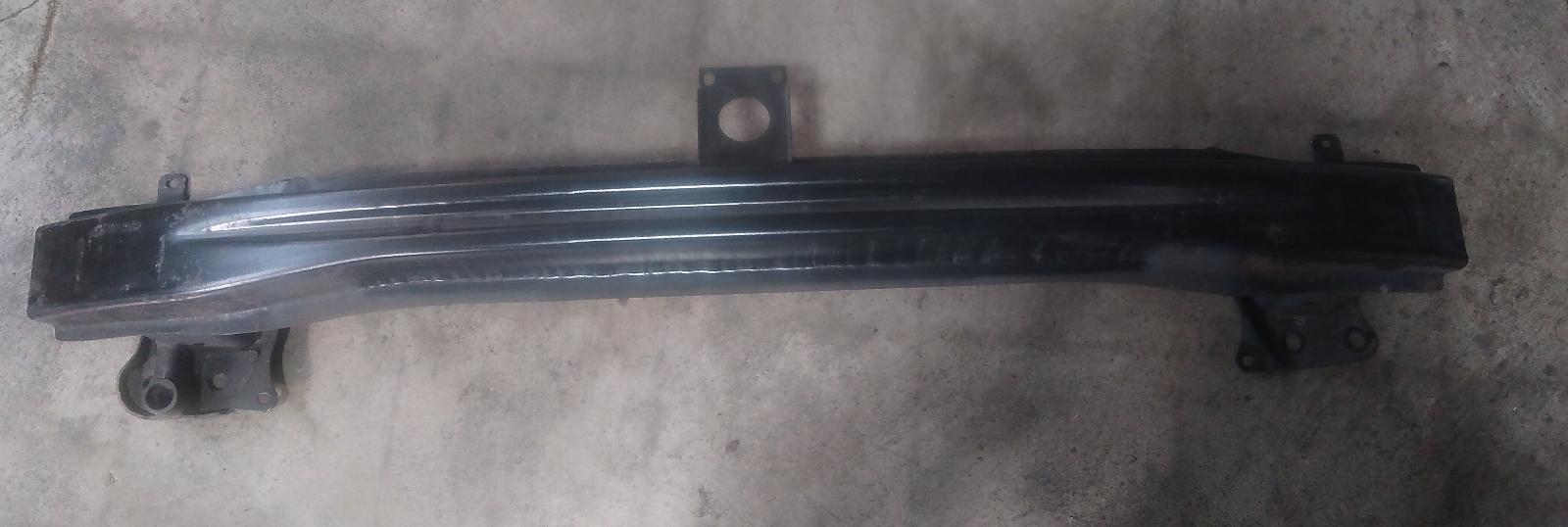 View Auto part F/Bar Reinforc/Brack Volkswagen Golf 2006