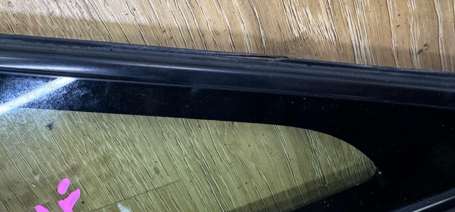 2006 Toyota Wish (nz Only) Right Front 1/4 Door Glass View Auto part Right Front 1/4 Door Glass Toyota Wish (nz Only) 2006