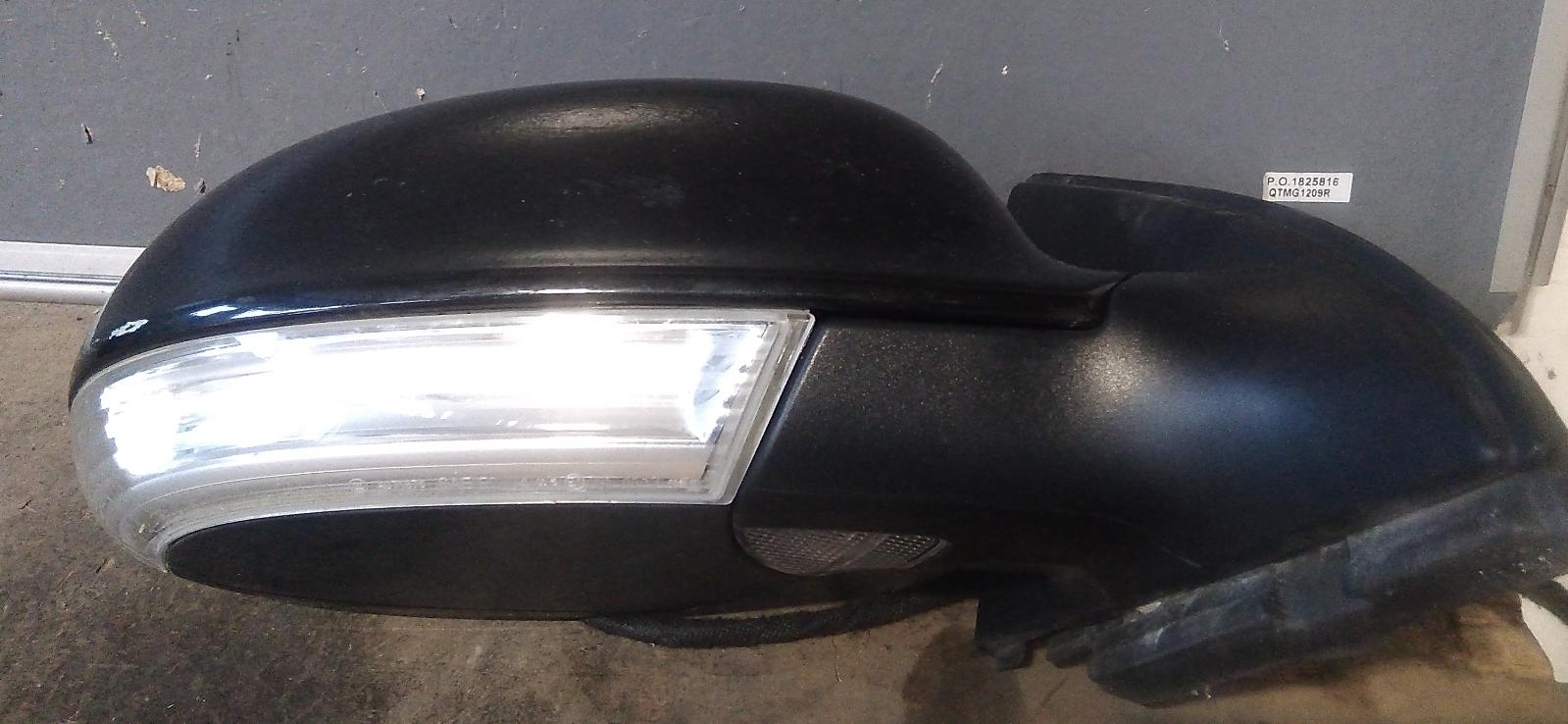 View Auto part Right Door Mirror Volkswagen Golf 2010