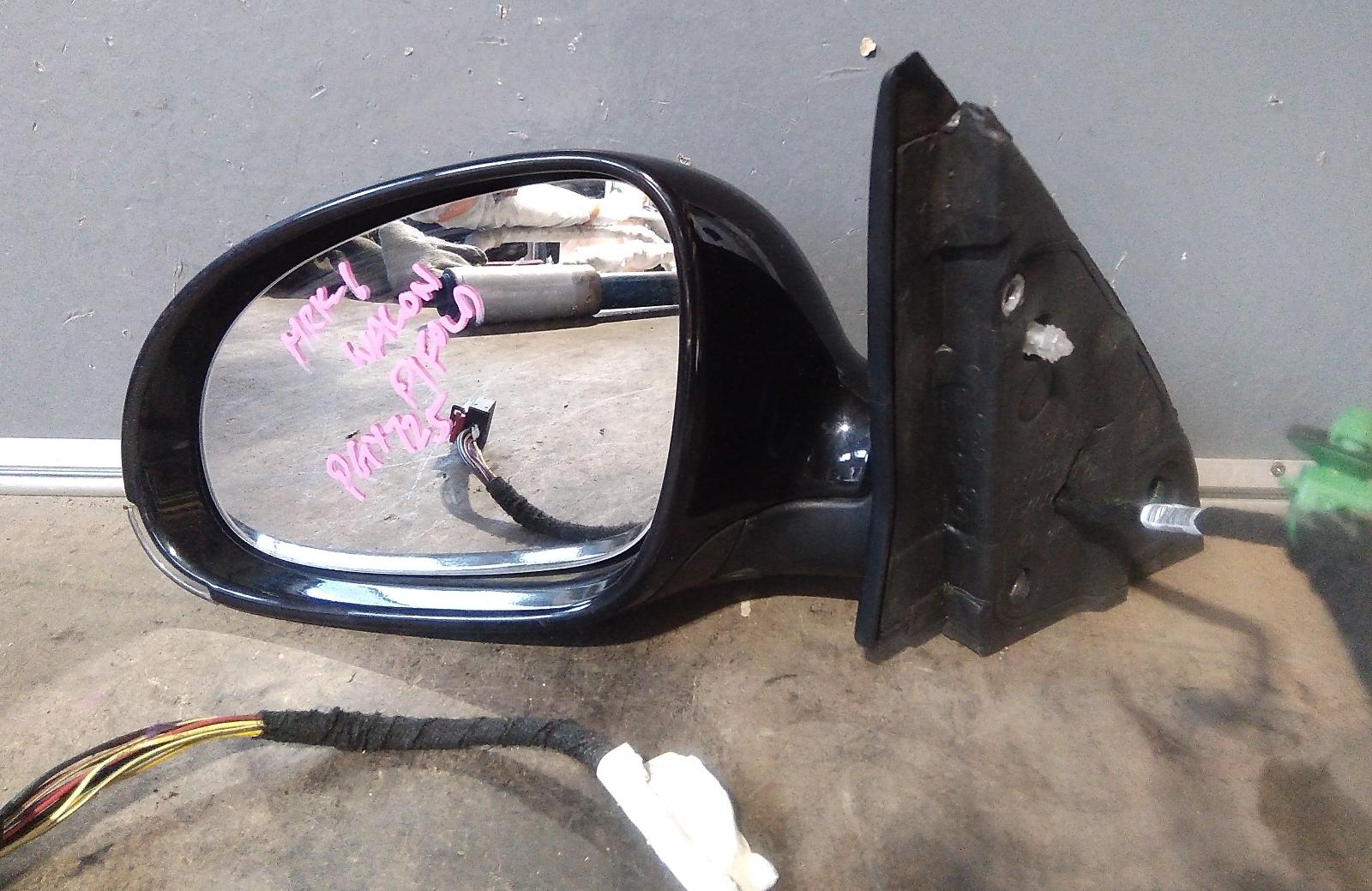 2010 Volkswagen Golf Left Door Mirror View Auto part Left Door Mirror Volkswagen Golf 2010