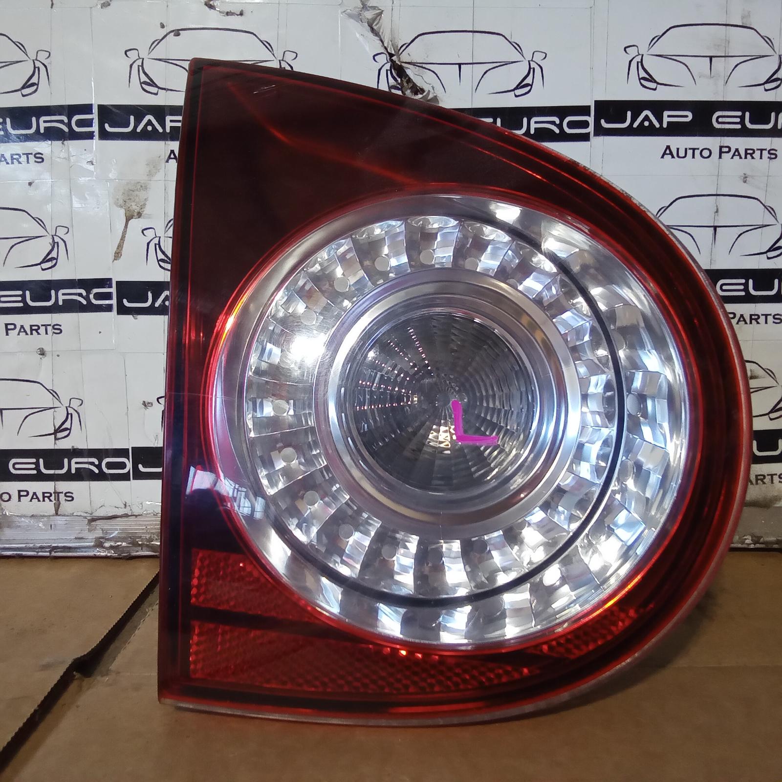 View Auto part Rear Garnish Volkswagen Golf 2006