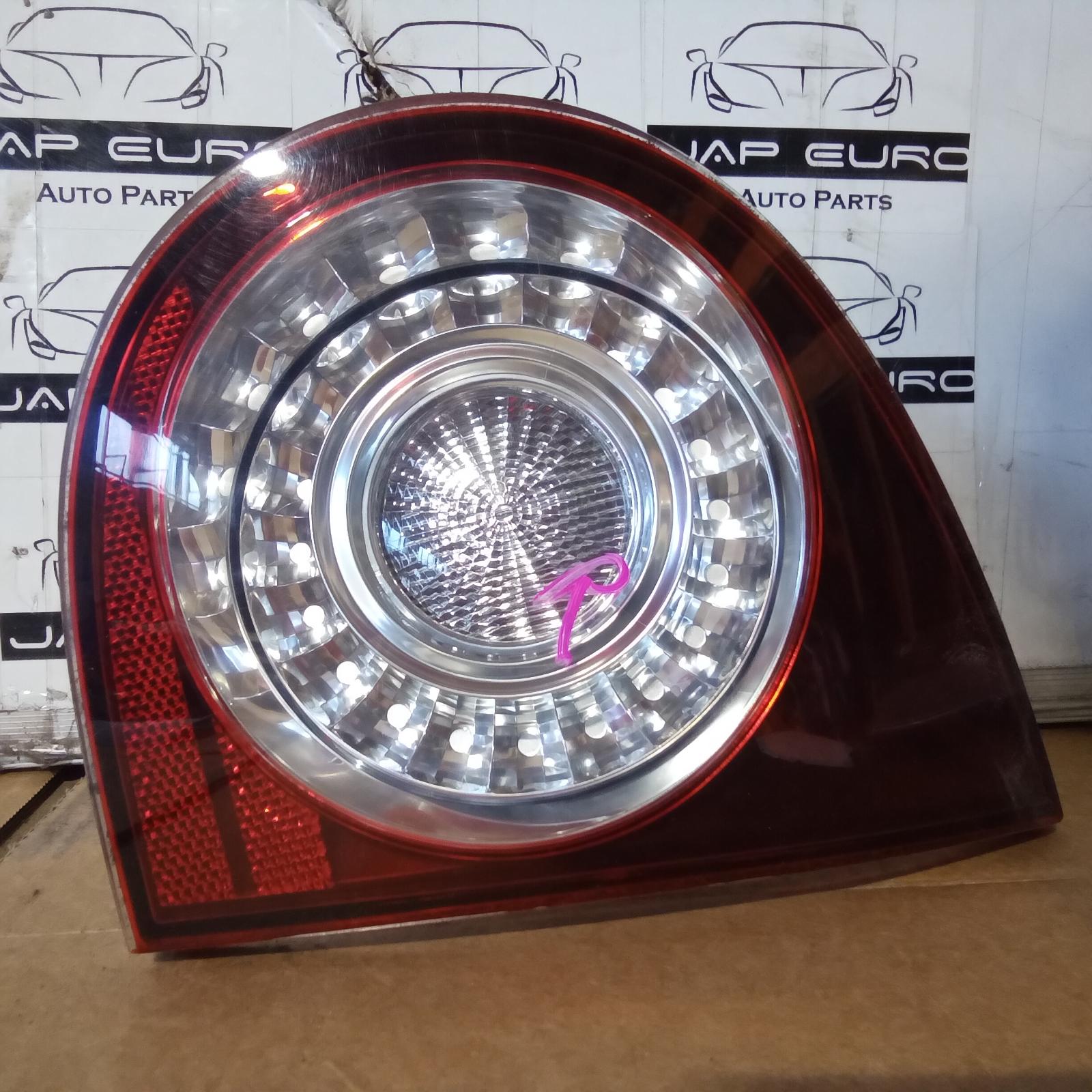 View Auto part Rear Garnish Volkswagen Golf 2006