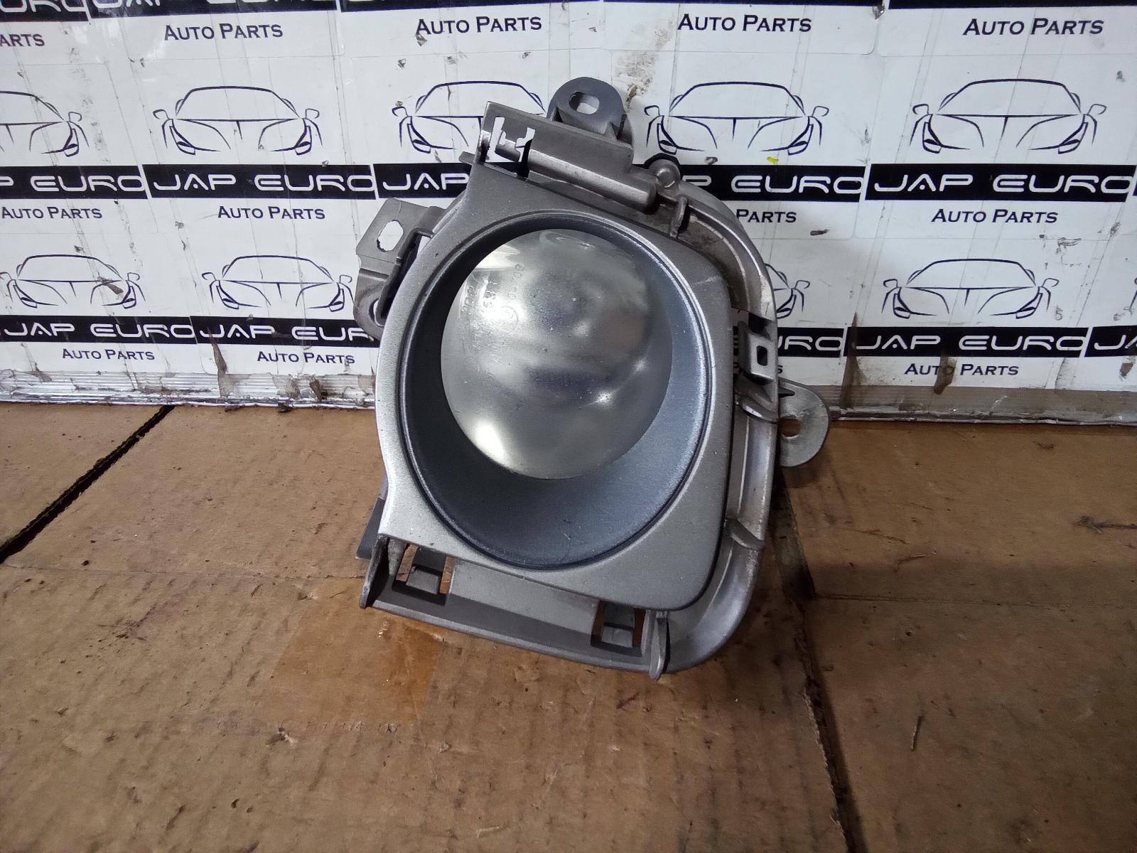 2010 Toyota Prius Left Indicator/Fog/Side View Auto part Left Indicator/Fog/Side Toyota Prius 2010