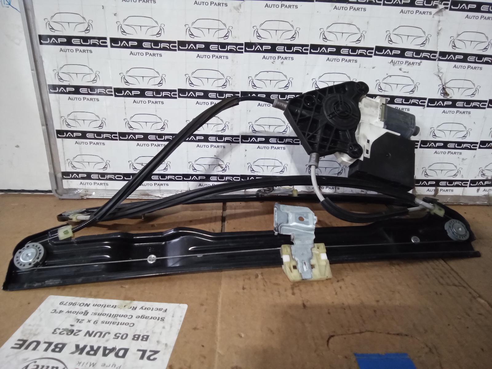 View Auto part Right Front Window Reg/Motor Volkswagen Caddy 2017