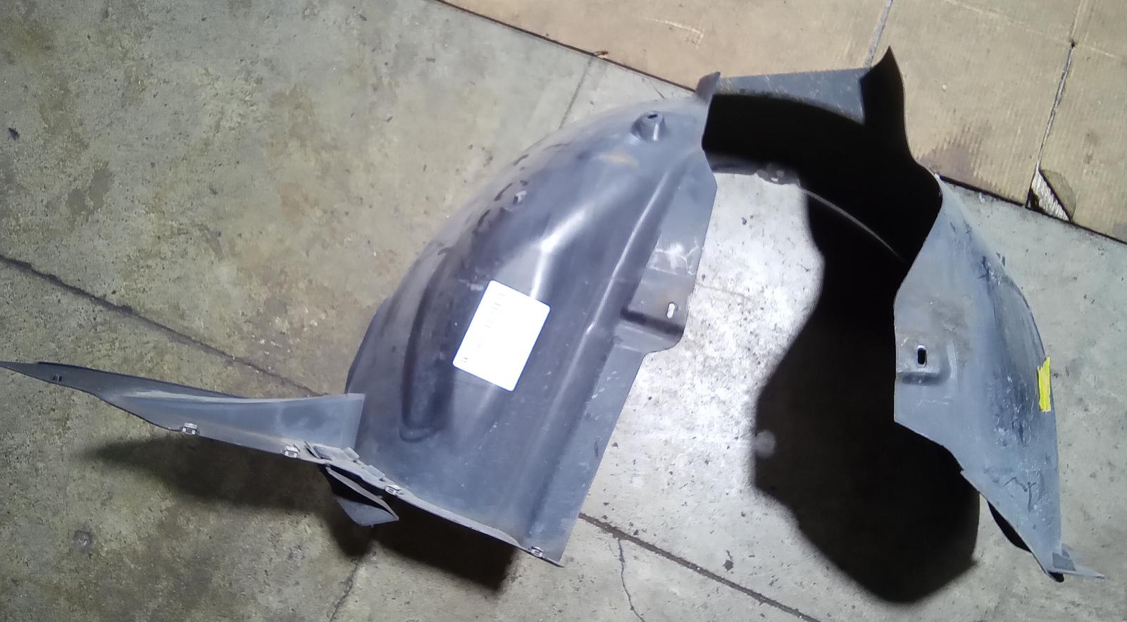 2017 Volkswagen Caddy Right Guard Liner View Auto part Right Guard Liner Volkswagen Caddy 2017