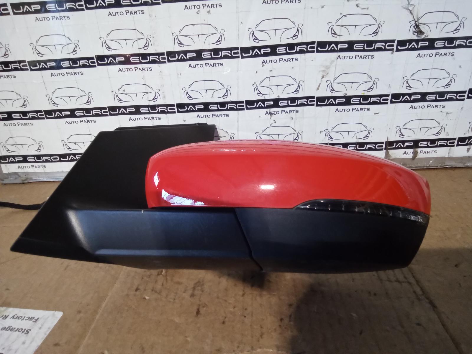 2011 Volkswagen Polo Left Door Mirror View Auto part Left Door Mirror Volkswagen Polo 2011