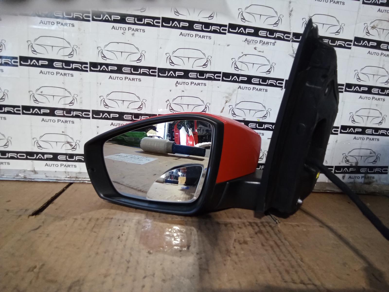 2011 Volkswagen Polo Left Door Mirror View Auto part Left Door Mirror Volkswagen Polo 2011