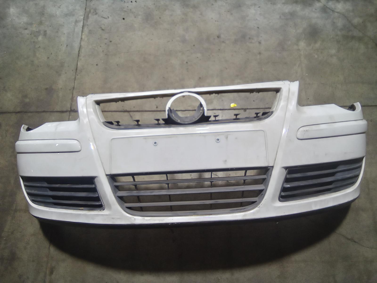 View Auto part Front Bumper Volkswagen Polo 2008