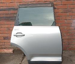 View Auto part Right Rear Door Sliding Volkswagen Touareg 2005
