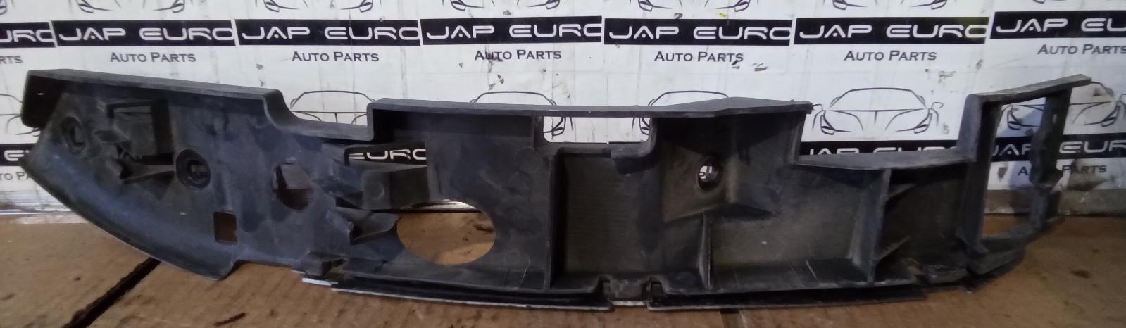 View Auto part F/Bar Reinforc/Brack Volkswagen Touareg 2005