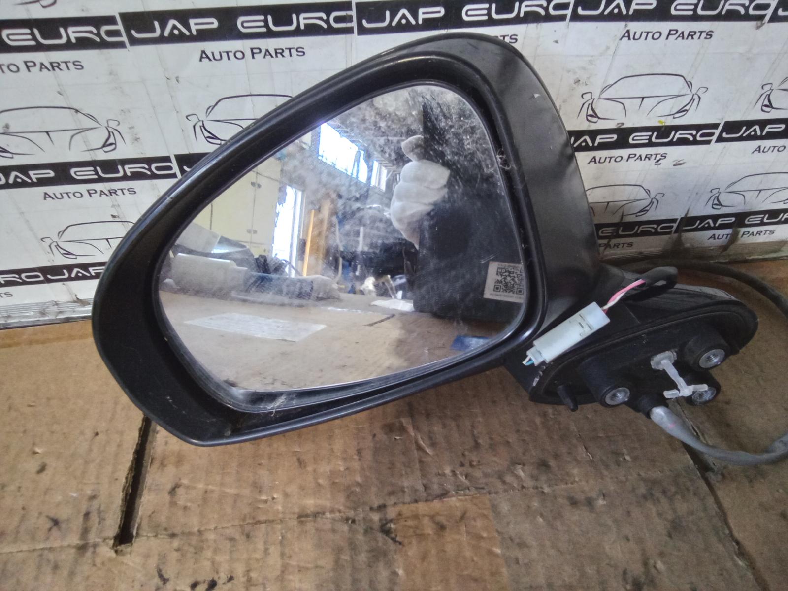 2010 Toyota Wish (nz Only) Left Door Mirror View Auto part Left Door Mirror Toyota Wish (nz Only) 2010