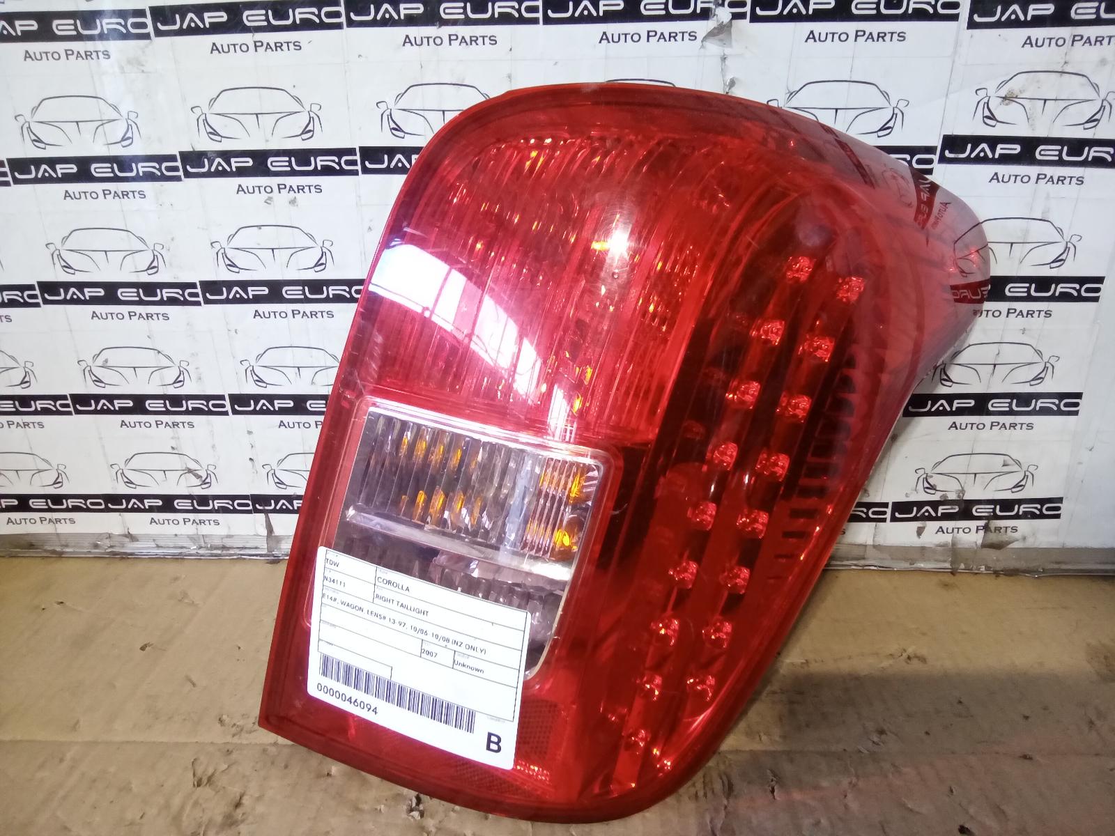 View Auto part Right Taillight Toyota Corolla 2007