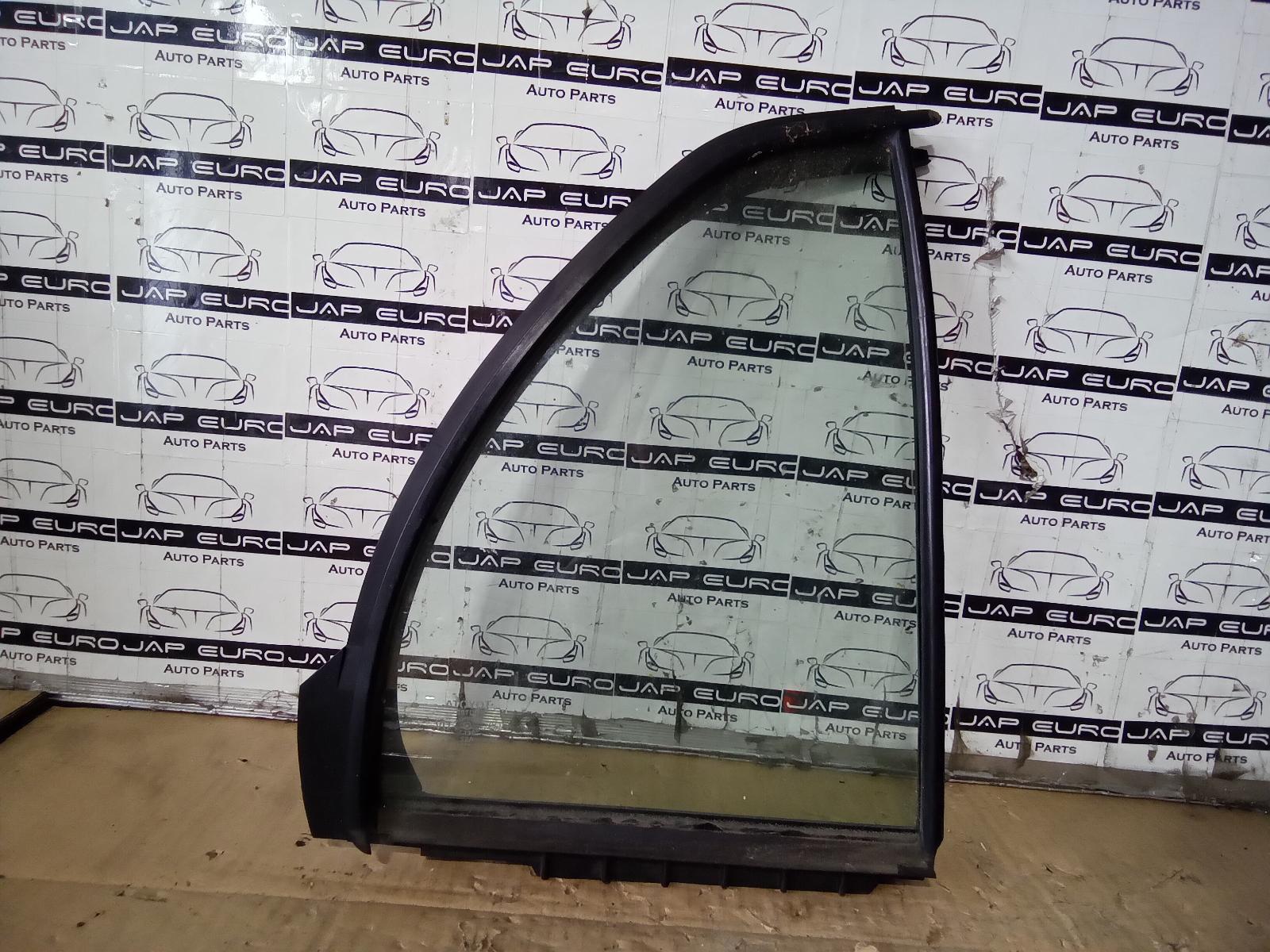 2006 Toyota Yaris Right Rear 1/4 Door Glass View Auto part Right Rear 1/4 Door Glass Toyota Yaris 2006
