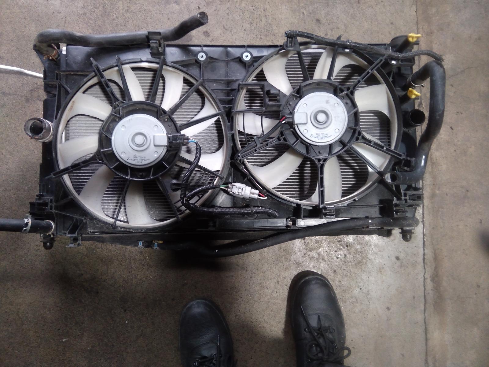 View Auto part Radiator Toyota Prius 2018