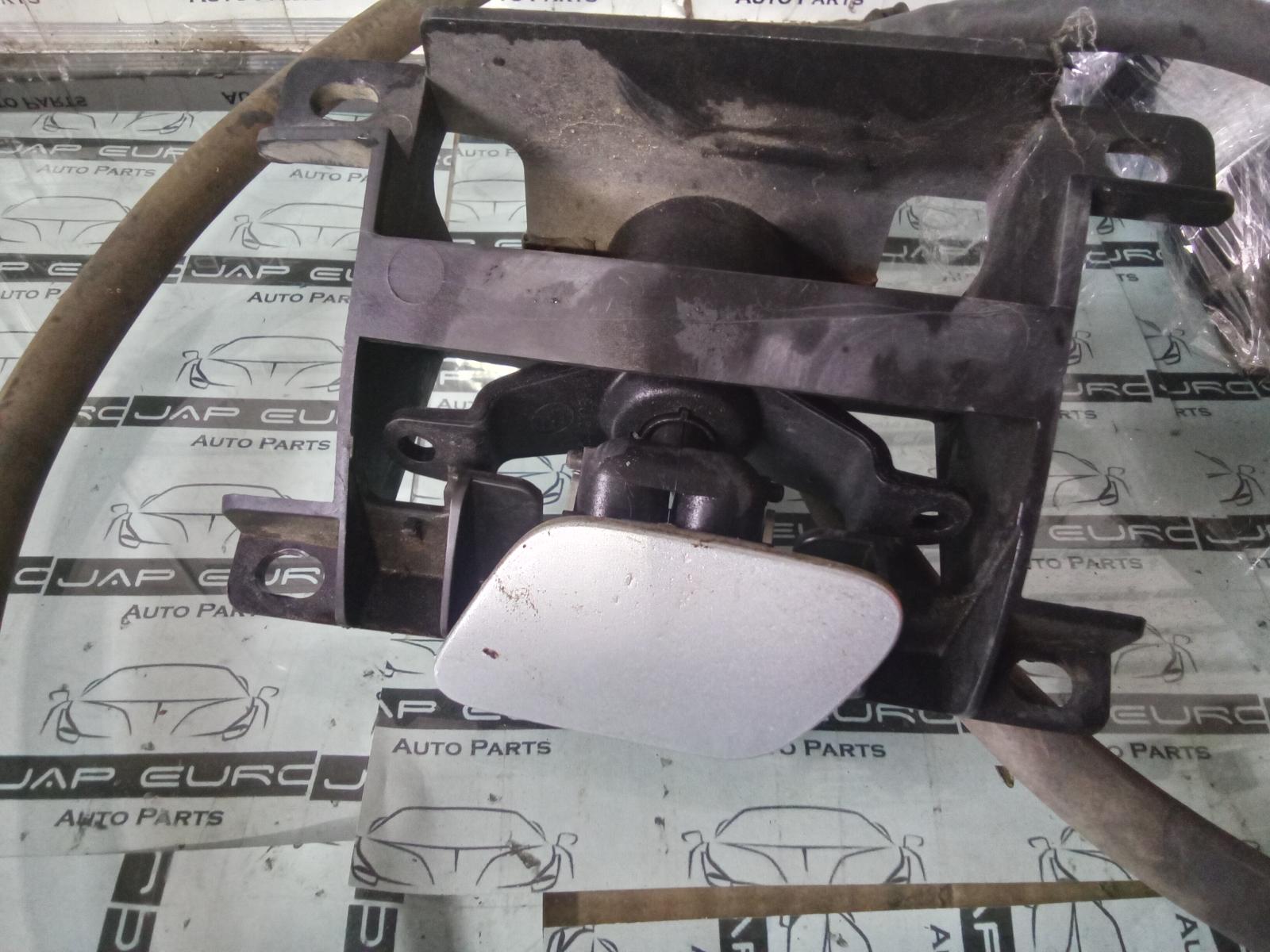 2005 Volkswagen Touareg Washer Jet View Auto part Washer Jet Volkswagen Touareg 2005