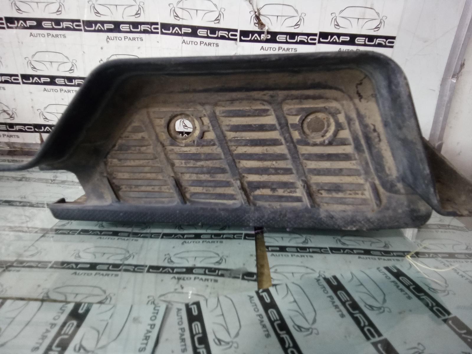 2008 Toyota Hiace Side Step/Skirt View Auto part Side Step/Skirt Toyota Hiace 2008