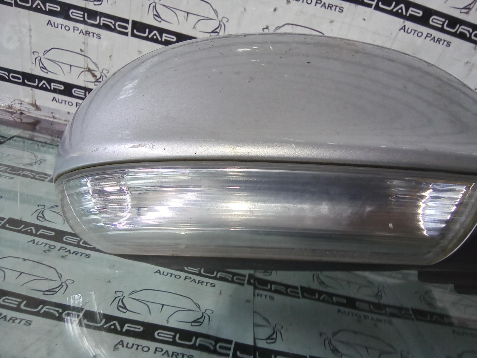 View Auto part Right Door Mirror Volkswagen Jetta 2007
