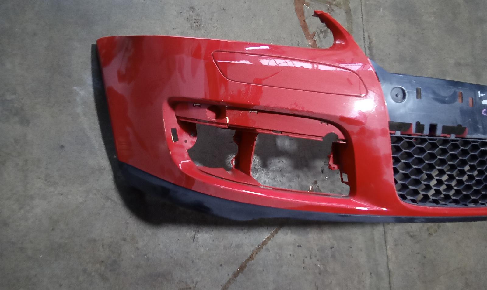 View Auto part Front Bumper Volkswagen Golf 2006
