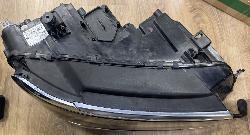 View Auto part Right Headlamp Volkswagen Tiguan 2020