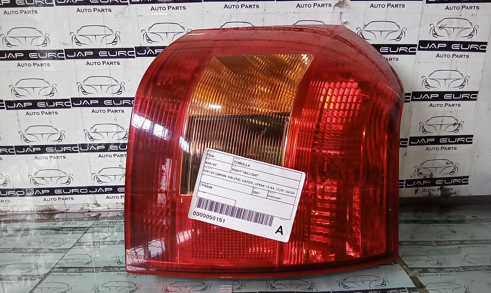 View Auto part Right Taillight Toyota Corolla 2001