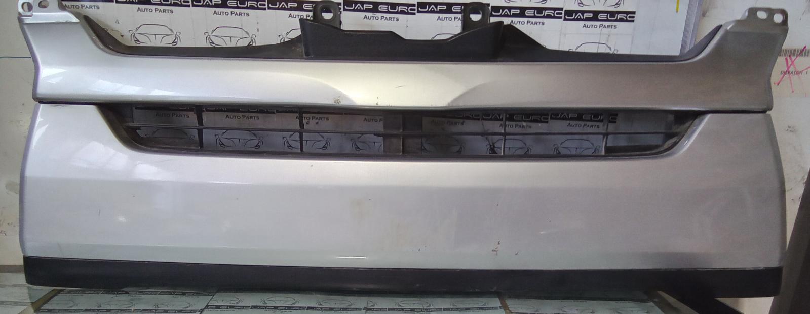 View Auto part Grille Toyota Hiace 2016