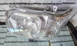 View Auto part Left Headlamp Toyota Hiace 2015
