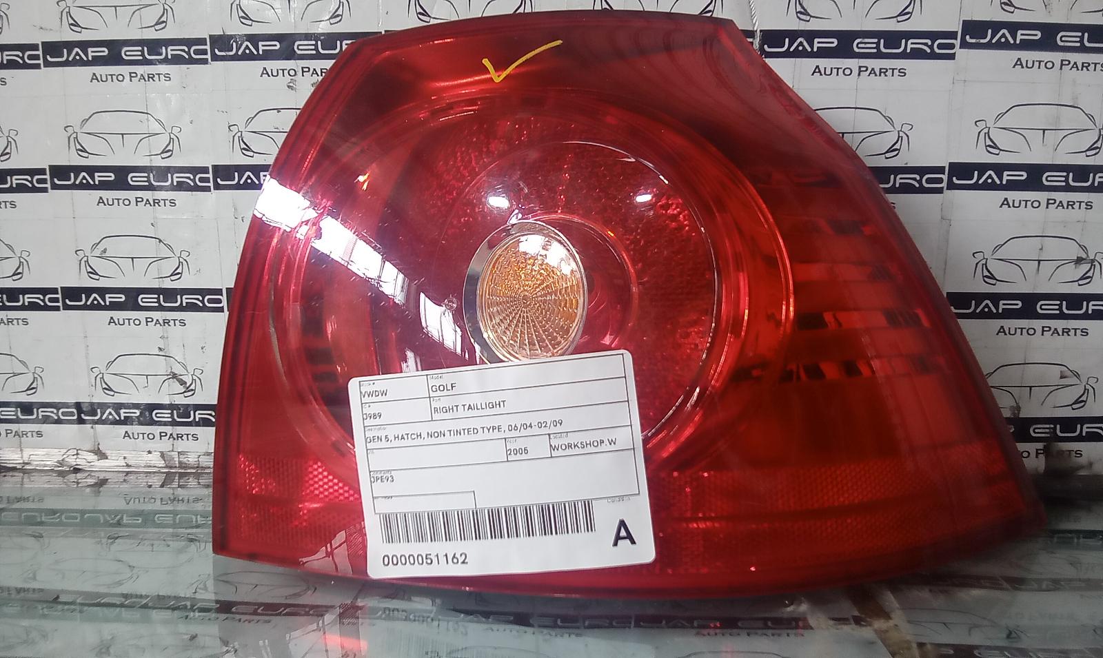 View Auto part Right Taillight Volkswagen Golf 2005