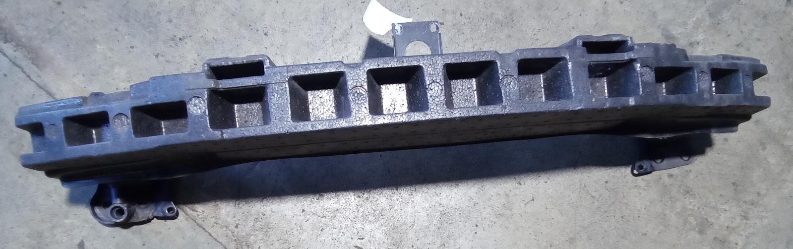 2008 Volkswagen Golf F/Bar Reinforc/Brack View Auto part F/Bar Reinforc/Brack Volkswagen Golf 2008