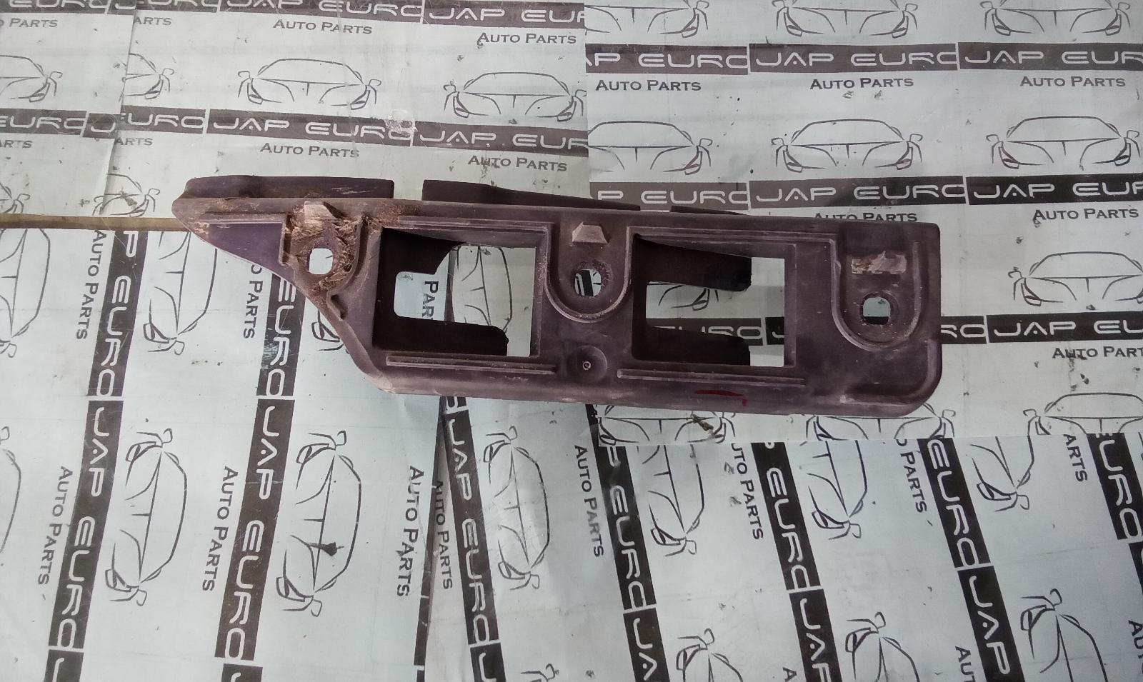 View Auto part F/Bar Reinforc/Brack Volkswagen Golf 2006