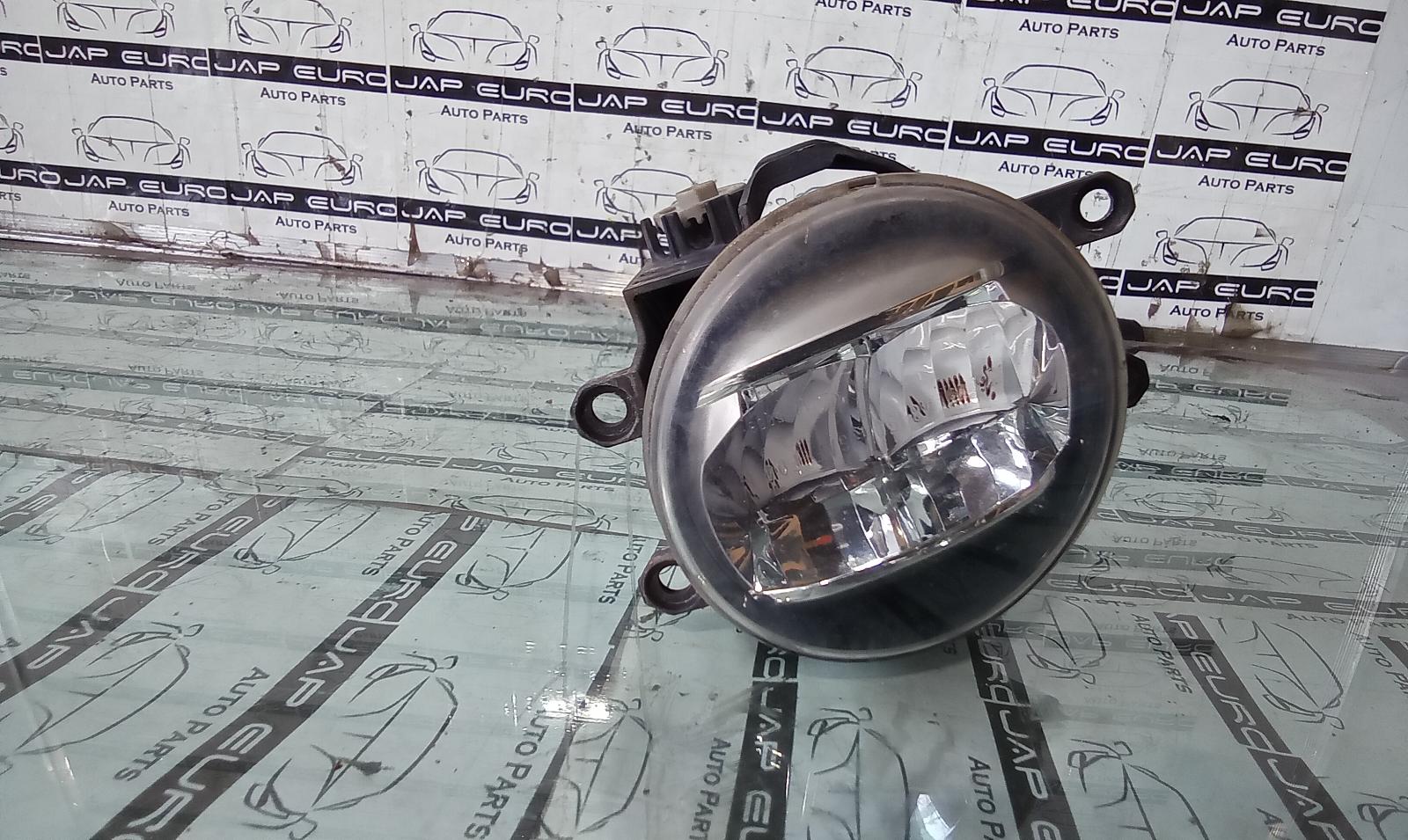 2016 Toyota Prius Right Indicator/Fog/Side View Auto part Right Indicator/Fog/Side Toyota Prius 2016