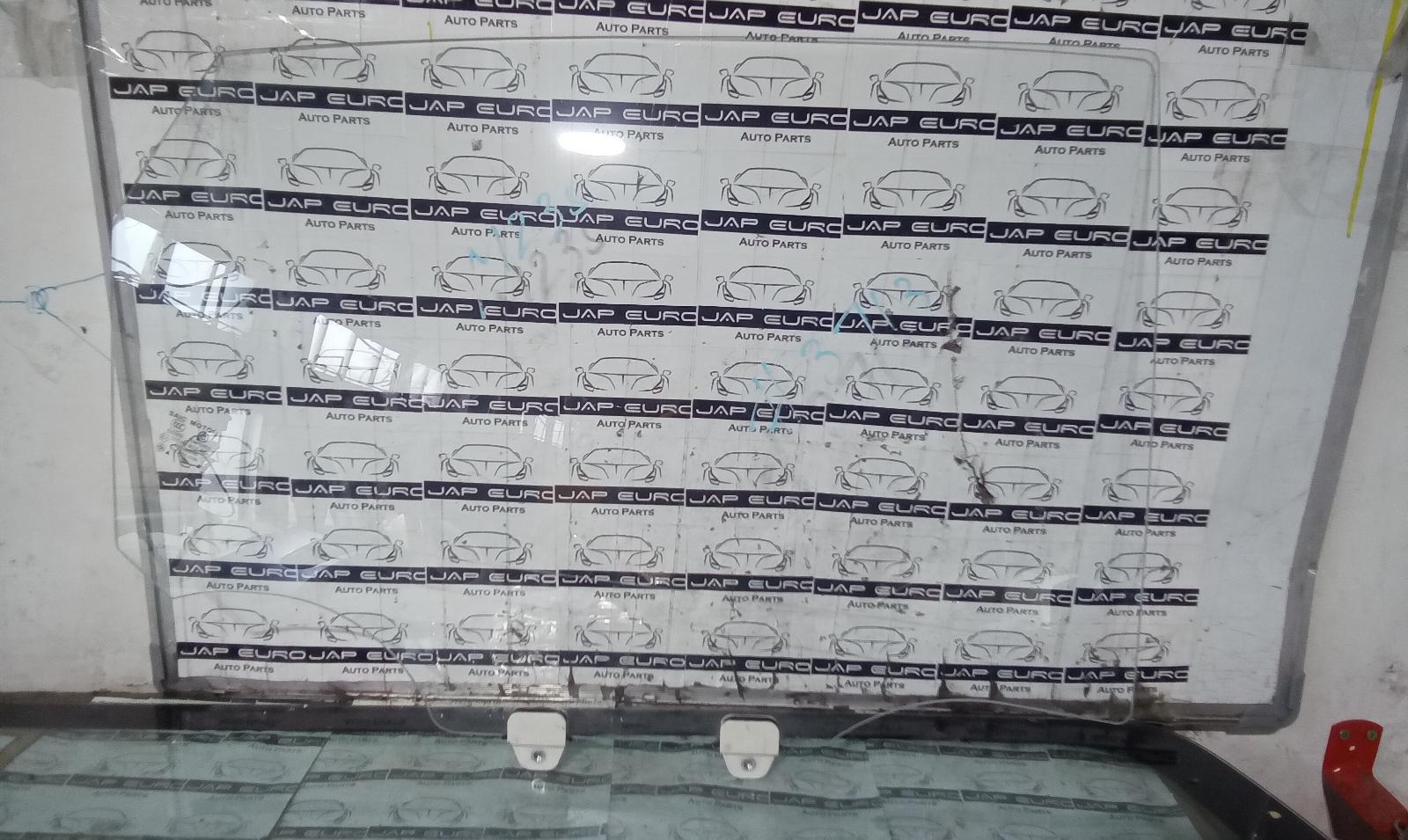View Auto part Right Rear Door Window Mg Zs 2021