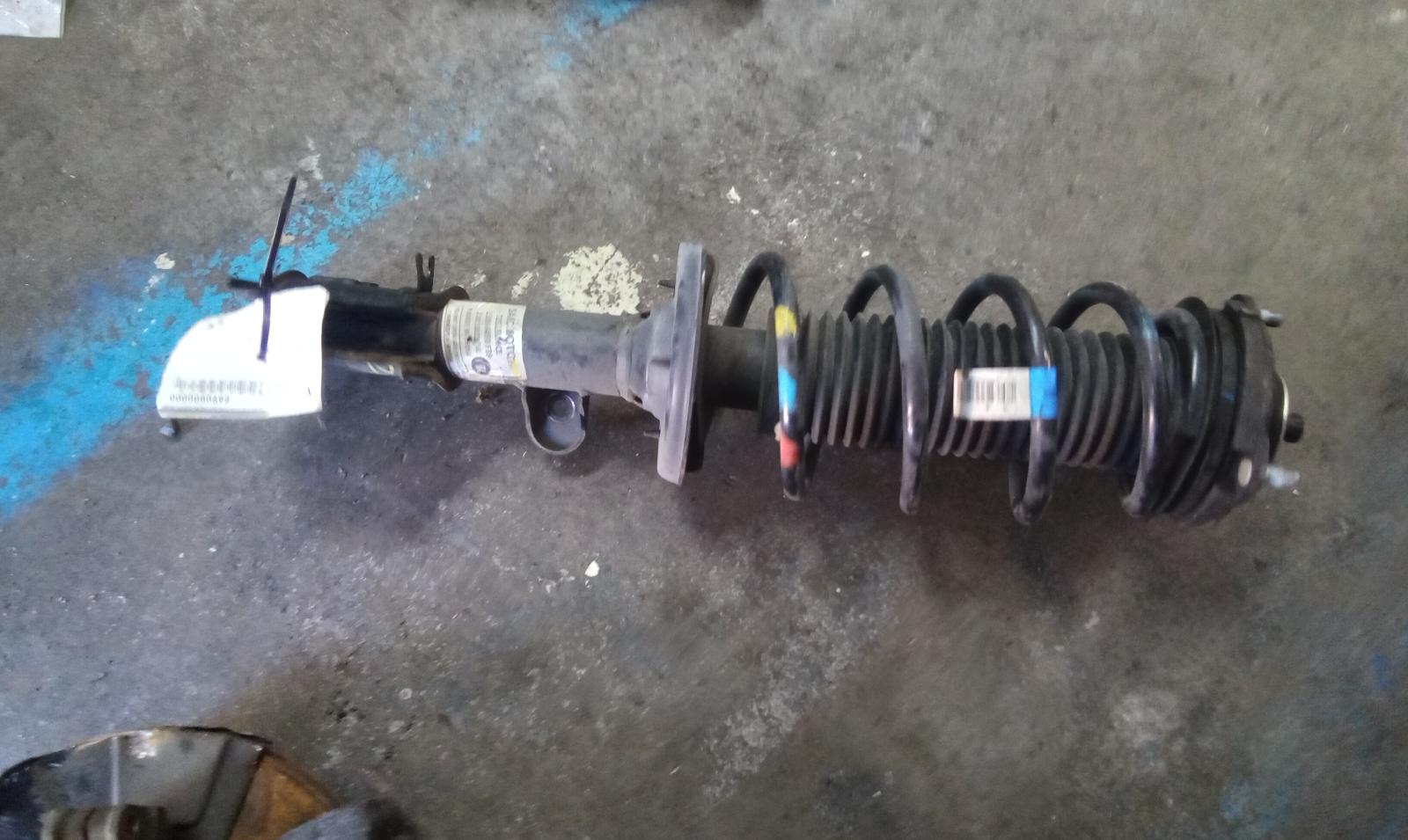 View Auto part Right Front Strut Mg Zs 2021