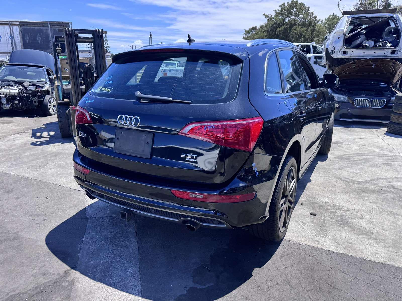 2012 Audi Q5 Left Headlamp View Auto part Left Headlamp Audi Q5 2012
