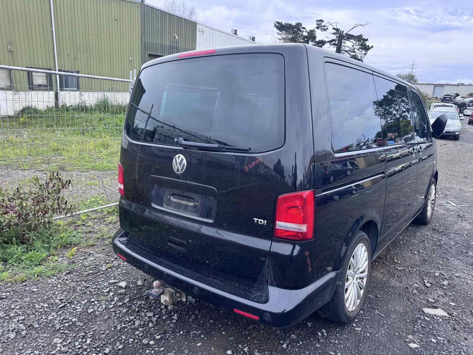 2010 Volkswagen Transporter Right Headlamp View Auto part Right Headlamp Volkswagen Transporter 2010