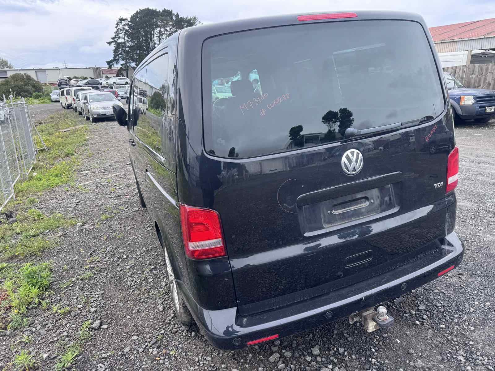 2010 Volkswagen Transporter Right Headlamp View Auto part Right Headlamp Volkswagen Transporter 2010